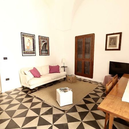 Slow Lecce - Old Town Apartment Sit المظهر الخارجي الصورة