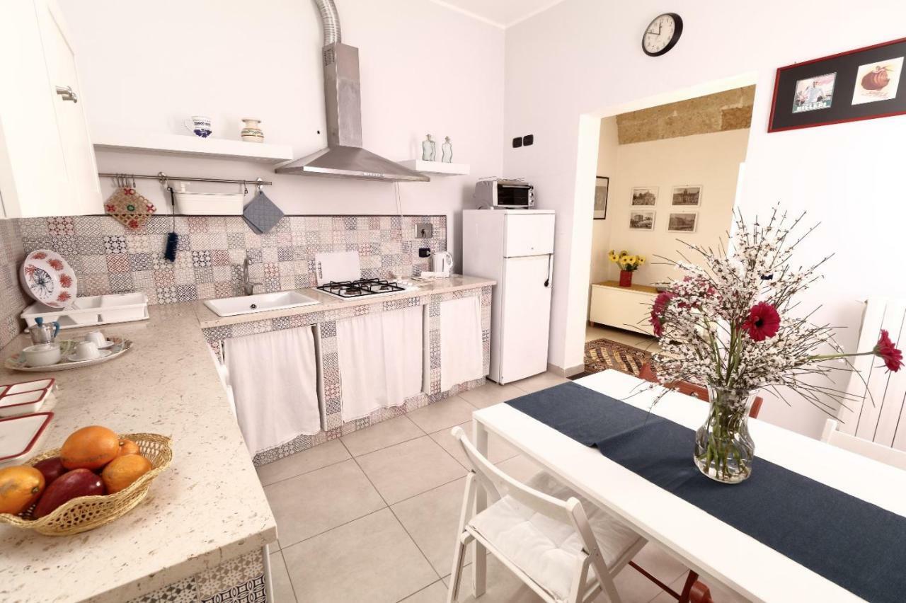 Slow Lecce - Old Town Apartment Sit المظهر الخارجي الصورة