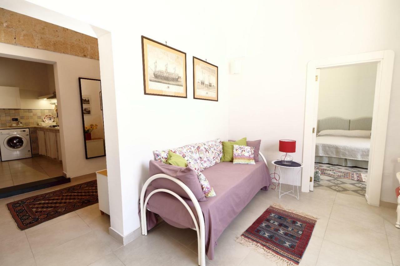 Slow Lecce - Old Town Apartment Sit المظهر الخارجي الصورة